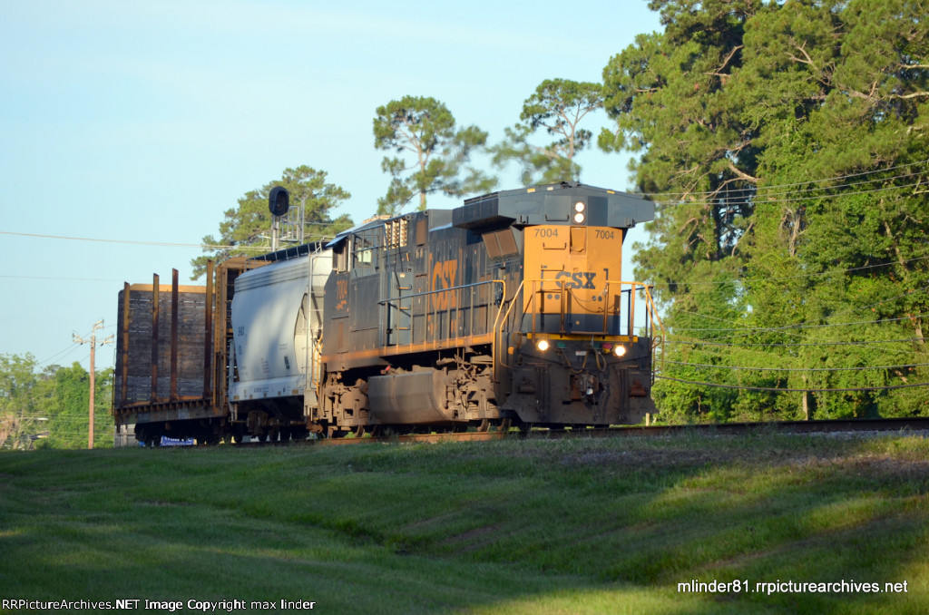 CSX 7004